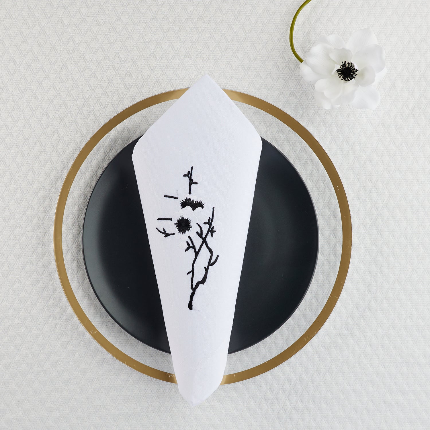 Black & White Floral Branch Napkins (set of 12)